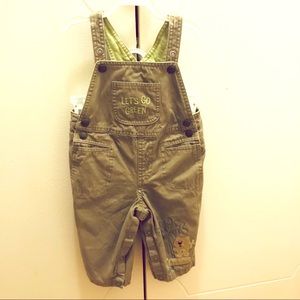 GUC “Koala 🐨 Baby” 12M Khaki Overalls